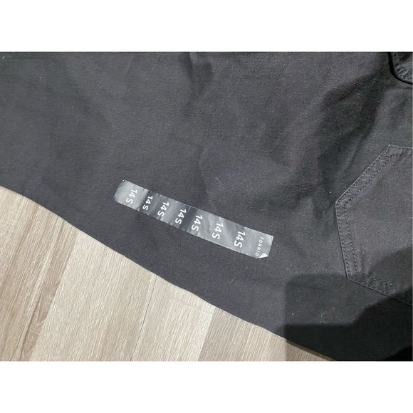 Torrid NWT Denim Black Jeans Jeggings Button Detailing Pants, Size 14S - Picture 7 of 11